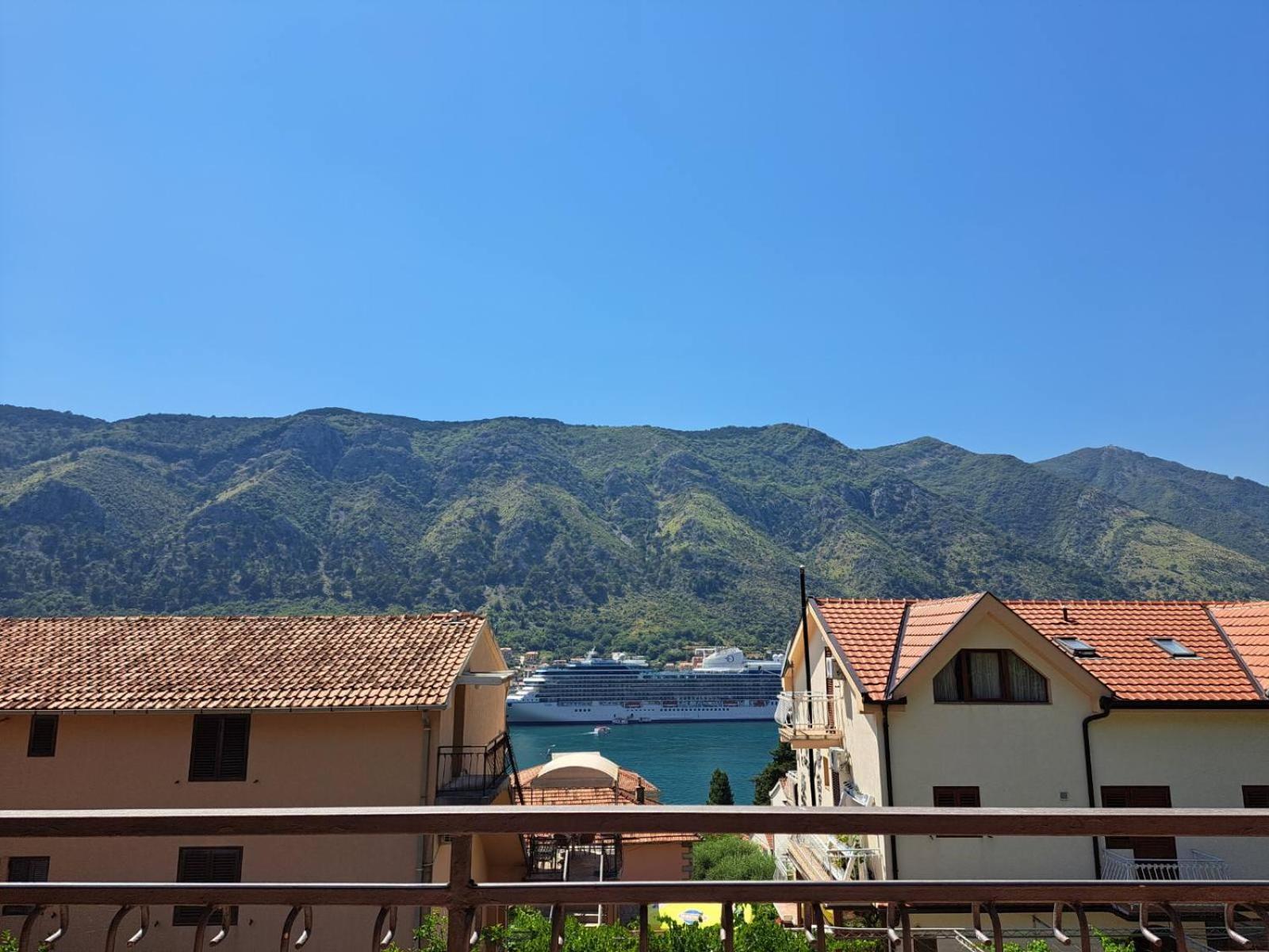 Apartments Lazarevic Kotor Chambre photo